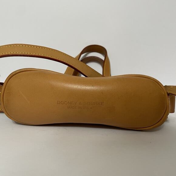 Vintage Dooney & Bourke Cabriolet Bag Navy Canvas Tan Leather Domed USA Satchel - Picture 9 of 16